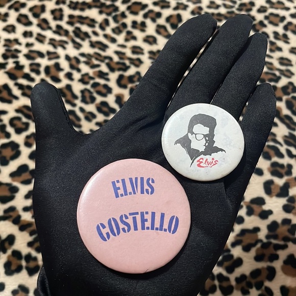 ELVIS COSTELLO 🎸 Vintage Rock Button Pin Pinback Collectible Punk Music Wave - Picture 11 of 12
